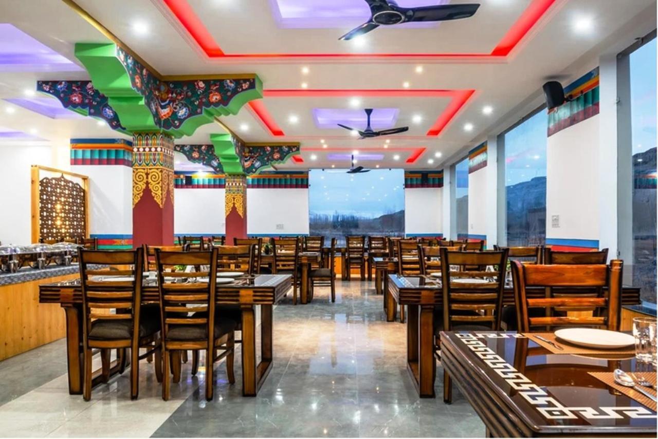 The Fortune Resorts Лех Екстериор снимка
