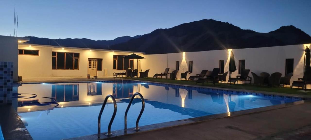 The Fortune Resorts Лех Екстериор снимка